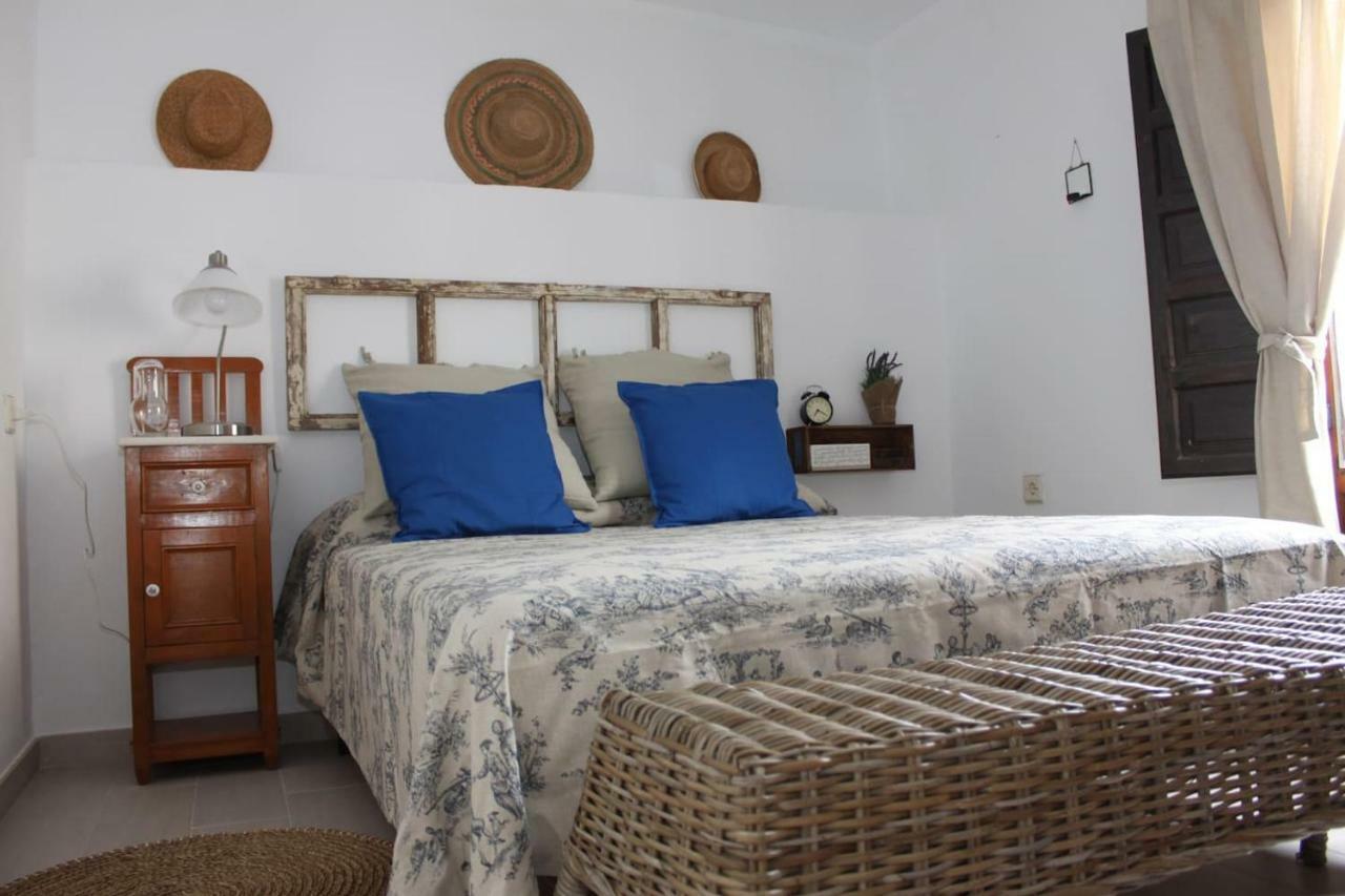 Casita De Pueblo Reformada, Terraza Con Vistas Preciosas Y Parking Privado Apartment Bedar Luaran gambar